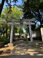豊玉氷川神社の{uncategorized: "未分類", other: "その他", undefined: "問題あり", building: "その他建物", grave: "お墓", sacred_gate: "鳥居", guardian: "狛犬", statue: "像", buddha: "仏像", history: "歴史", nature: "自然", garden: "庭園", animal: "動物", pagoda: "塔", temizu: "手水舎", mountain_gate: "山門・神門", sanctuary: "本殿・本堂", subordinate: "末社・摂社", art: "芸術", scenery: "景色", jizo: "地蔵", ema: "絵馬", goshuin: "御朱印", omikuji: "おみくじ", items: "授与品その他", amulet: "お守り", goshuincho: "御朱印帳", eats: "食事", festival: "お祭り", votive_dance: "神楽", shichigosan: "七五三参", wedding: "結婚式", experience: "体験その他", initially: "初詣", around: "周辺", anti_infection: "感染症対策"}