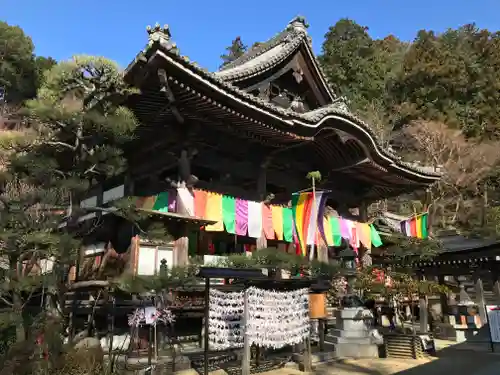 岡寺（龍蓋寺）の本殿・本堂