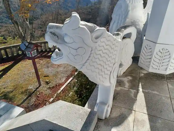 鳥居観音(埼玉県)