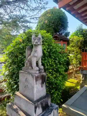柳津稲荷社の{uncategorized: "未分類", other: "その他", undefined: "問題あり", building: "その他建物", grave: "お墓", sacred_gate: "鳥居", guardian: "狛犬", statue: "像", buddha: "仏像", history: "歴史", nature: "自然", garden: "庭園", animal: "動物", pagoda: "塔", temizu: "手水舎", mountain_gate: "山門・神門", sanctuary: "本殿・本堂", subordinate: "末社・摂社", art: "芸術", scenery: "景色", jizo: "地蔵", ema: "絵馬", goshuin: "御朱印", omikuji: "おみくじ", items: "授与品その他", amulet: "お守り", goshuincho: "御朱印帳", eats: "食事", festival: "お祭り", votive_dance: "神楽", shichigosan: "七五三参", wedding: "結婚式", experience: "体験その他", initially: "初詣", around: "周辺", anti_infection: "感染症対策"}