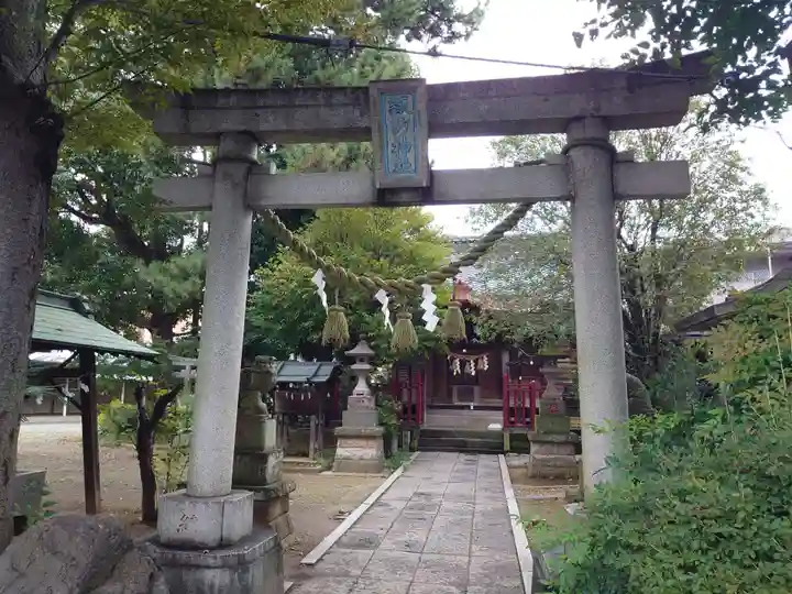 高津諏訪神社の鳥居