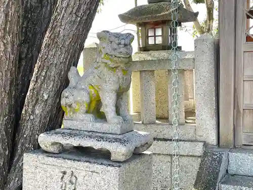 八幡神社の狛犬