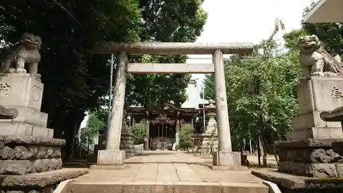 諏訪神社の鳥居