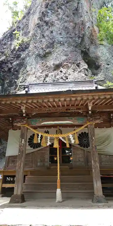 中之嶽神社の本殿・本堂