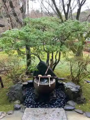 西芳寺の手水舎
