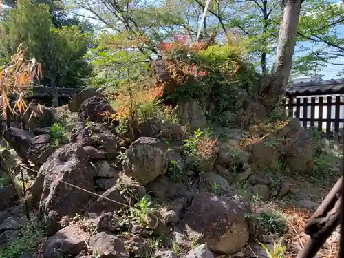 諏訪神社の本殿