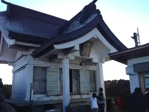 刈田嶺神社(奥宮)の本殿