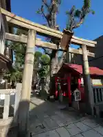 安倍晴明神社(阿倍王子神社境外末社)の{uncategorized: "未分類", other: "その他", undefined: "問題あり", building: "その他建物", grave: "お墓", sacred_gate: "鳥居", guardian: "狛犬", statue: "像", buddha: "仏像", history: "歴史", nature: "自然", garden: "庭園", animal: "動物", pagoda: "塔", temizu: "手水舎", mountain_gate: "山門・神門", sanctuary: "本殿・本堂", subordinate: "末社・摂社", art: "芸術", scenery: "景色", jizo: "地蔵", ema: "絵馬", goshuin: "御朱印", omikuji: "おみくじ", items: "授与品その他", amulet: "お守り", goshuincho: "御朱印帳", eats: "食事", festival: "お祭り", votive_dance: "神楽", shichigosan: "七五三参", wedding: "結婚式", experience: "体験その他", initially: "初詣", around: "周辺", anti_infection: "感染症対策"}