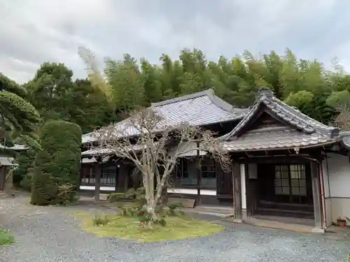 能満寺の本殿・本堂