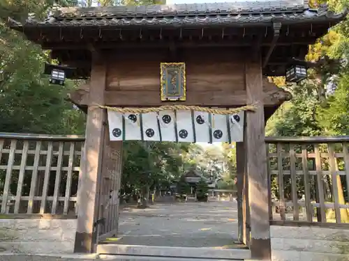 菅田神社の山門