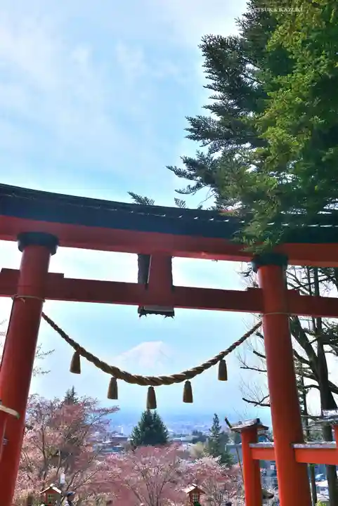新倉富士浅間神社(山梨県)