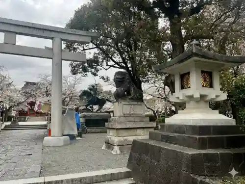 富士山本宮浅間大社の{uncategorized: "未分類", other: "その他", undefined: "問題あり", building: "その他建物", grave: "お墓", sacred_gate: "鳥居", guardian: "狛犬", statue: "像", buddha: "仏像", history: "歴史", nature: "自然", garden: "庭園", animal: "動物", pagoda: "塔", temizu: "手水舎", mountain_gate: "山門・神門", sanctuary: "本殿・本堂", subordinate: "末社・摂社", art: "芸術", scenery: "景色", jizo: "地蔵", ema: "絵馬", goshuin: "御朱印", omikuji: "おみくじ", items: "授与品その他", amulet: "お守り", goshuincho: "御朱印帳", eats: "食事", festival: "お祭り", votive_dance: "神楽", shichigosan: "七五三参", wedding: "結婚式", experience: "体験その他", initially: "初詣", around: "周辺", anti_infection: "感染症対策"}