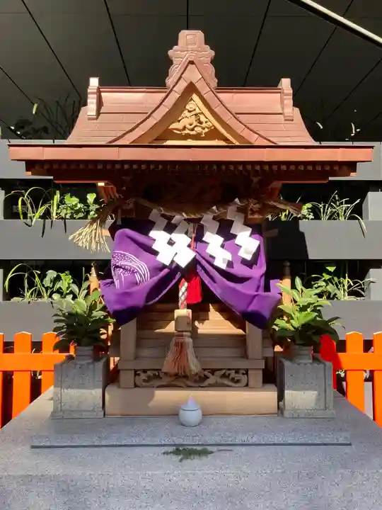 豊受稲荷神社の本殿・本堂
