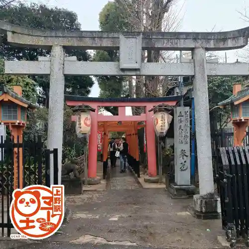 花園稲荷神社の鳥居