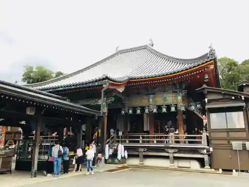 中山寺の本殿・本堂