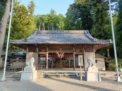 花岡神社の本殿・本堂