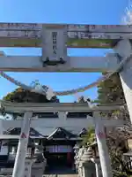 白蛇辨財天の鳥居