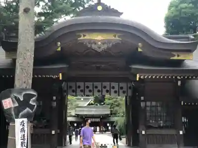 大國魂神社の山門・神門