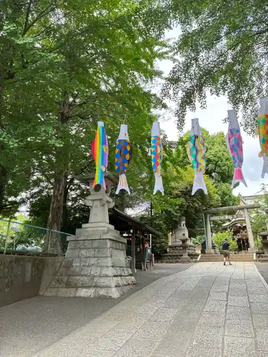 諏訪神社の{uncategorized: "未分類", other: "その他", undefined: "問題あり", building: "その他建物", grave: "お墓", sacred_gate: "鳥居", guardian: "狛犬", statue: "像", buddha: "仏像", history: "歴史", nature: "自然", garden: "庭園", animal: "動物", pagoda: "塔", temizu: "手水舎", mountain_gate: "山門・神門", sanctuary: "本殿・本堂", subordinate: "末社・摂社", art: "芸術", scenery: "景色", jizo: "地蔵", ema: "絵馬", goshuin: "御朱印", omikuji: "おみくじ", items: "授与品その他", amulet: "お守り", goshuincho: "御朱印帳", eats: "食事", festival: "お祭り", votive_dance: "神楽", shichigosan: "七五三参", wedding: "結婚式", experience: "体験その他", initially: "初詣", around: "周辺", anti_infection: "感染症対策"}