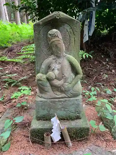 稲荷神社の鳥居