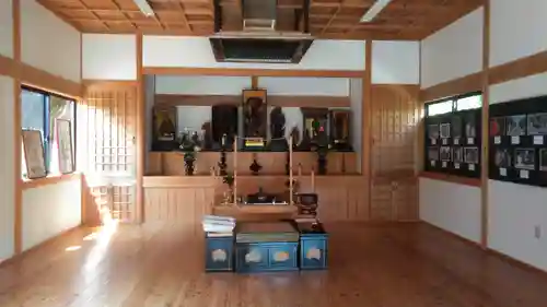 正平寺の本殿・本堂