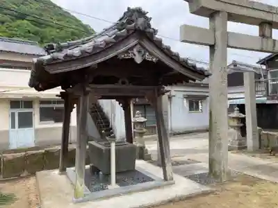 厳島神社の手水舎