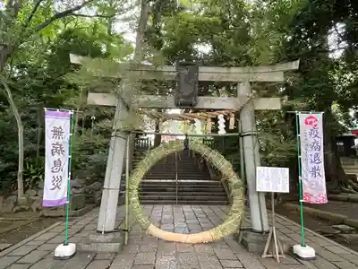 世田谷八幡宮の鳥居