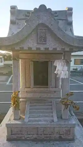 星宮神社 (山川町)の末社・摂社