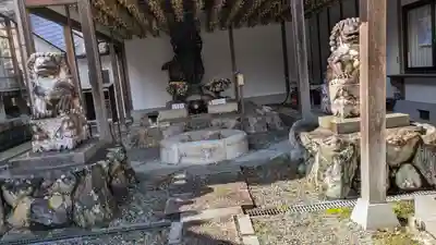 飯室谷不動堂 長寿院(滋賀県)