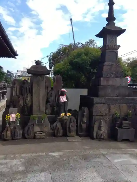 自性院の建物その他