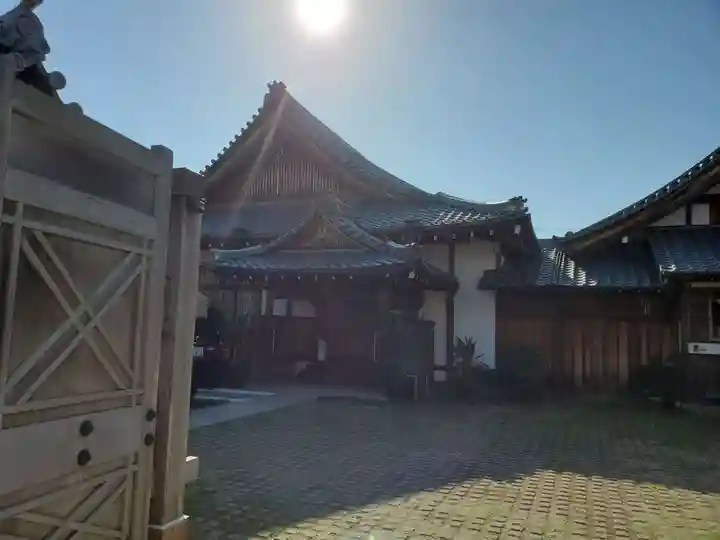 長徳寺の本殿・本堂