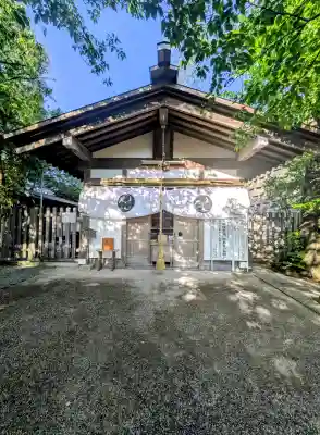 元町厳島神社の{uncategorized: "未分類", other: "その他", undefined: "問題あり", building: "その他建物", grave: "お墓", sacred_gate: "鳥居", guardian: "狛犬", statue: "像", buddha: "仏像", history: "歴史", nature: "自然", garden: "庭園", animal: "動物", pagoda: "塔", temizu: "手水舎", mountain_gate: "山門・神門", sanctuary: "本殿・本堂", subordinate: "末社・摂社", art: "芸術", scenery: "景色", jizo: "地蔵", ema: "絵馬", goshuin: "御朱印", omikuji: "おみくじ", items: "授与品その他", amulet: "お守り", goshuincho: "御朱印帳", eats: "食事", festival: "お祭り", votive_dance: "神楽", shichigosan: "七五三参", wedding: "結婚式", experience: "体験その他", initially: "初詣", around: "周辺", anti_infection: "感染症対策"}
