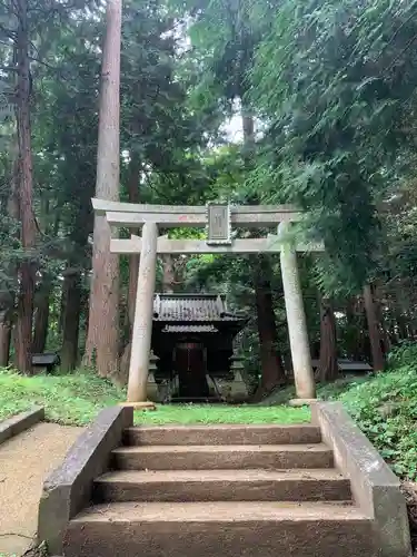 皇産靈神社の鳥居