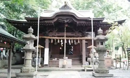 座間神社の本殿・本堂