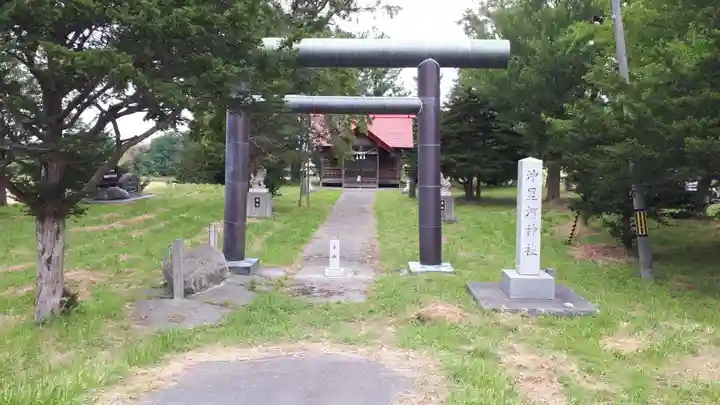 沖里河神社の鳥居