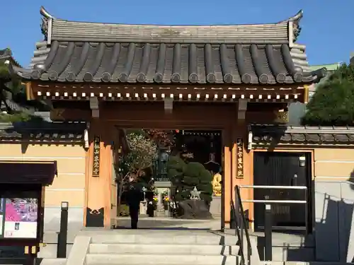 東覚寺の山門