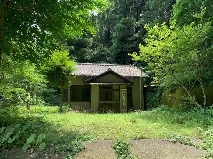 釜滝山越集会所の建物その他