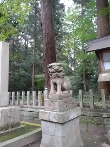 田村神社の狛犬