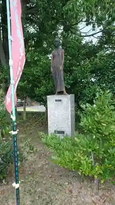 佐沼羽黒神社の像