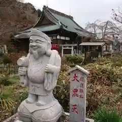 本勝寺の像