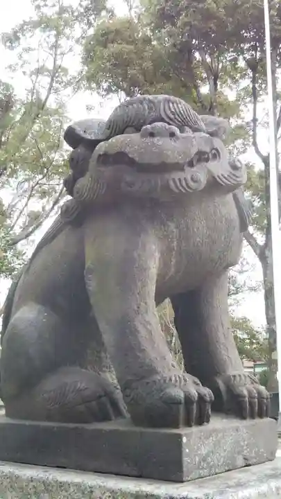 飯香岡八幡宮の狛犬