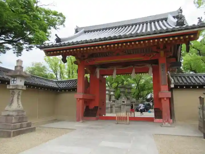 西宮神社の山門・神門