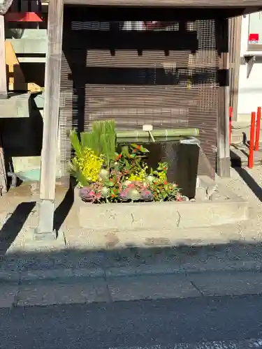 上尾御嶽神社の手水舎