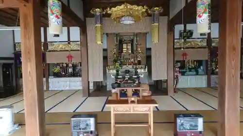 真聖寺の本殿・本堂