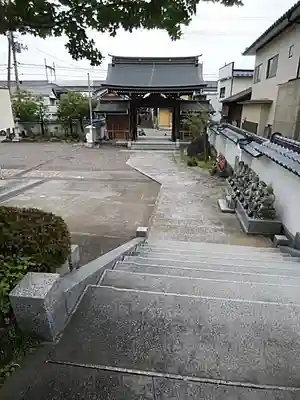 阿弥陀寺の山門・神門