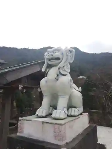 陶山神社の狛犬