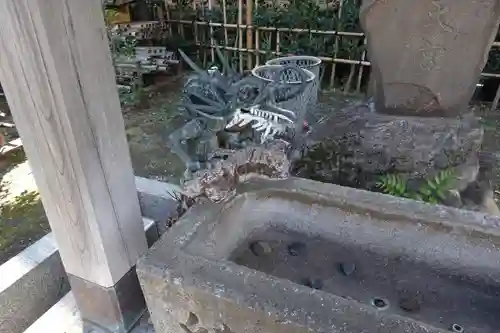 白山神社の手水舎