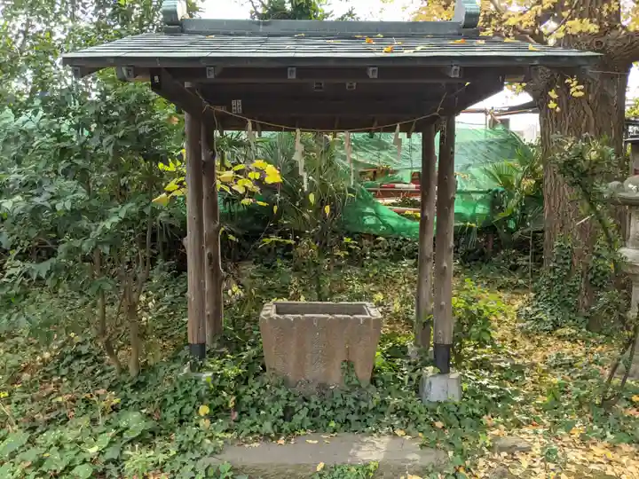 北野天神(仲六郷北野神社)の手水舎