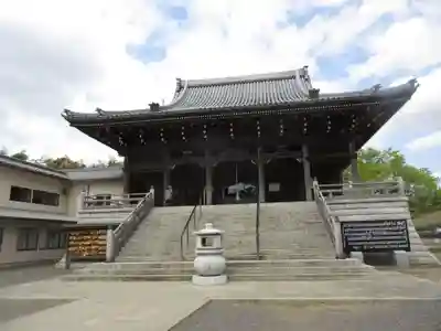 金蔵寺の本殿・本堂