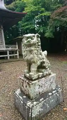 登米神社の狛犬